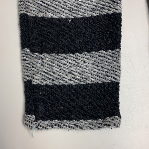 Artilana Tlaxcala Tijuana Drug rug😂 hippie sweater - Picture 6 of 10